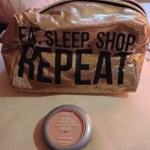 L'Oreal Gold Makeup Bag with True Match Blush